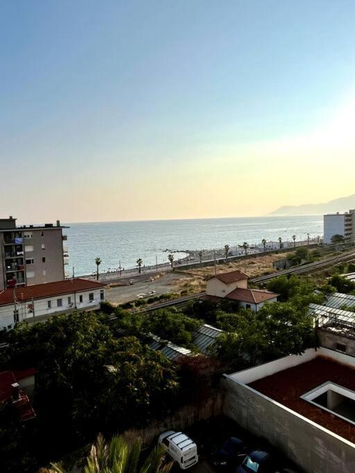 Casa Solymar Apartment Vallecrosia Bagian luar foto
